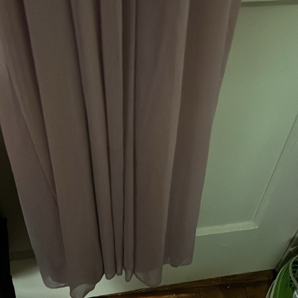 NWT david's bridal quartz v neck mesh gown with slit size: 14 - Picture 8 of 8